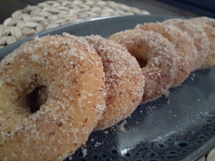 Cinnamon doughnuts