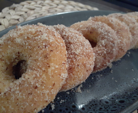 Cinnamon doughnuts