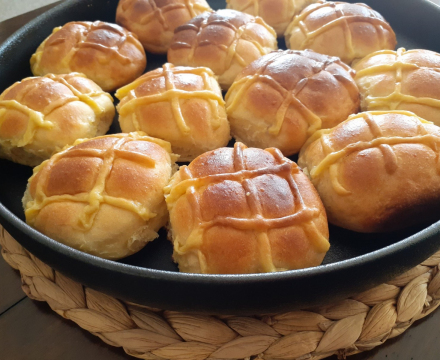 Dinner rolls