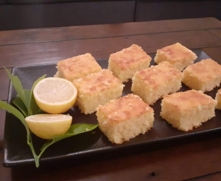 Lemon cakes