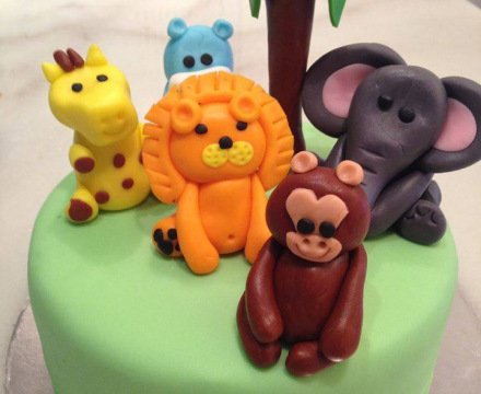 Fondant animal cake