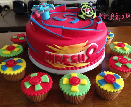 Spinning top toy cake