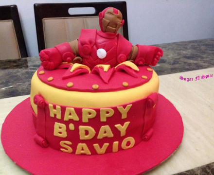 Fondant Iron man themed cake