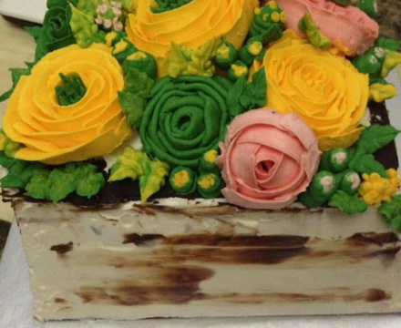 Hand Piped buttercream Cake
