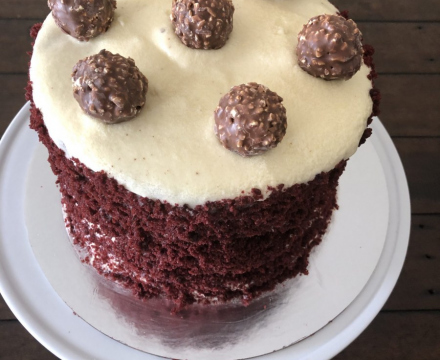 Red velvet and Oreo cake