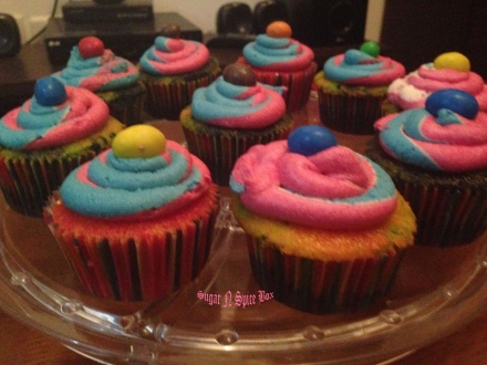rainbow-cup-cakes