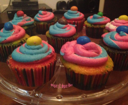 rainbow-cup-cakes