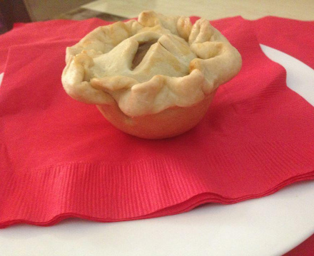 Mini beef pie