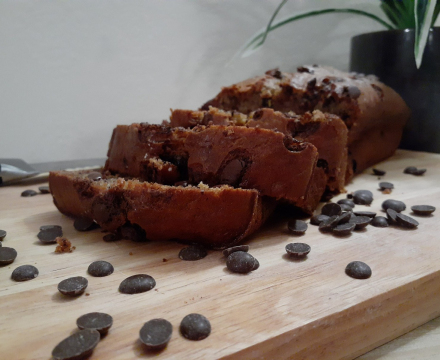 Banana and choc chip loaf